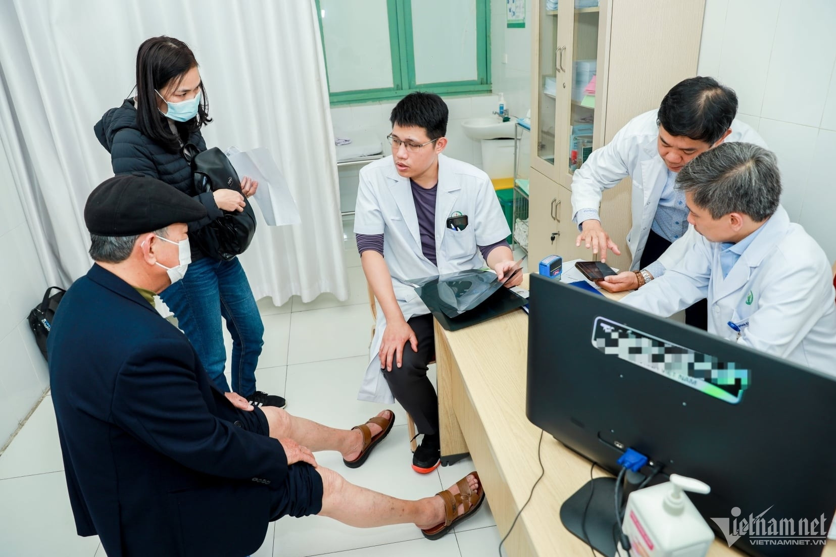 Bộ trưởng Y tế Đào Hồng Lan: Chăm sóc sức khỏe nhân dân toàn diện, từ sớm, từ xa