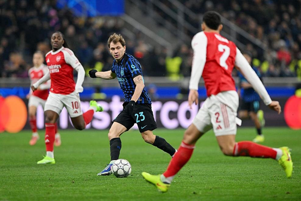 editorial_uefa_com fc_internazionale_milano_v_arsenal_fc_ _uefa_champions_league_2025_26_league_phase_md7 (2).jpg