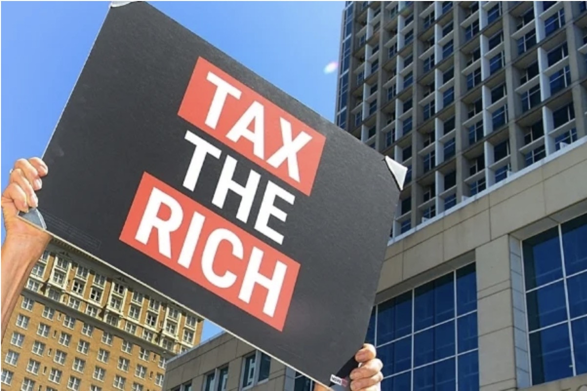 Gần 400 triệu phú và tỷ phú kêu gọi tăng thuế đối với người siêu giàu