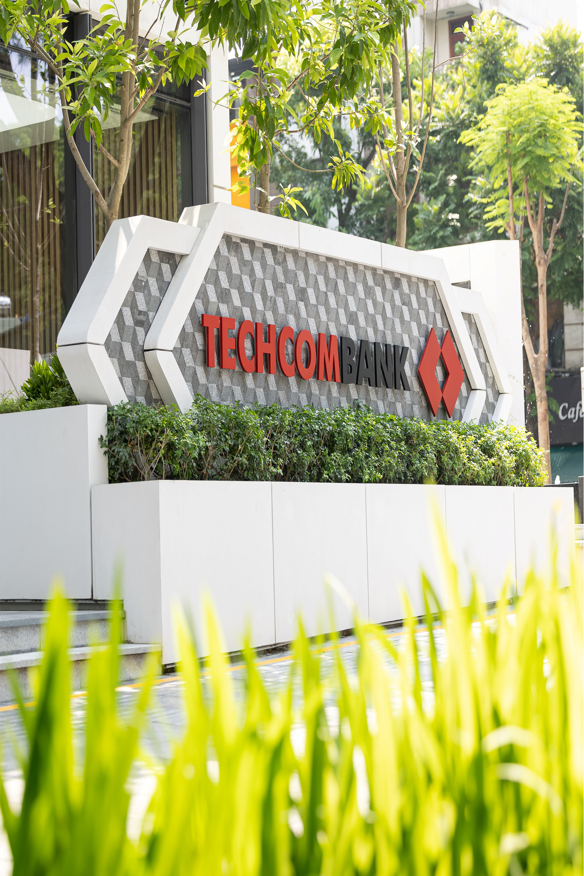 Techcombank2 (1).png