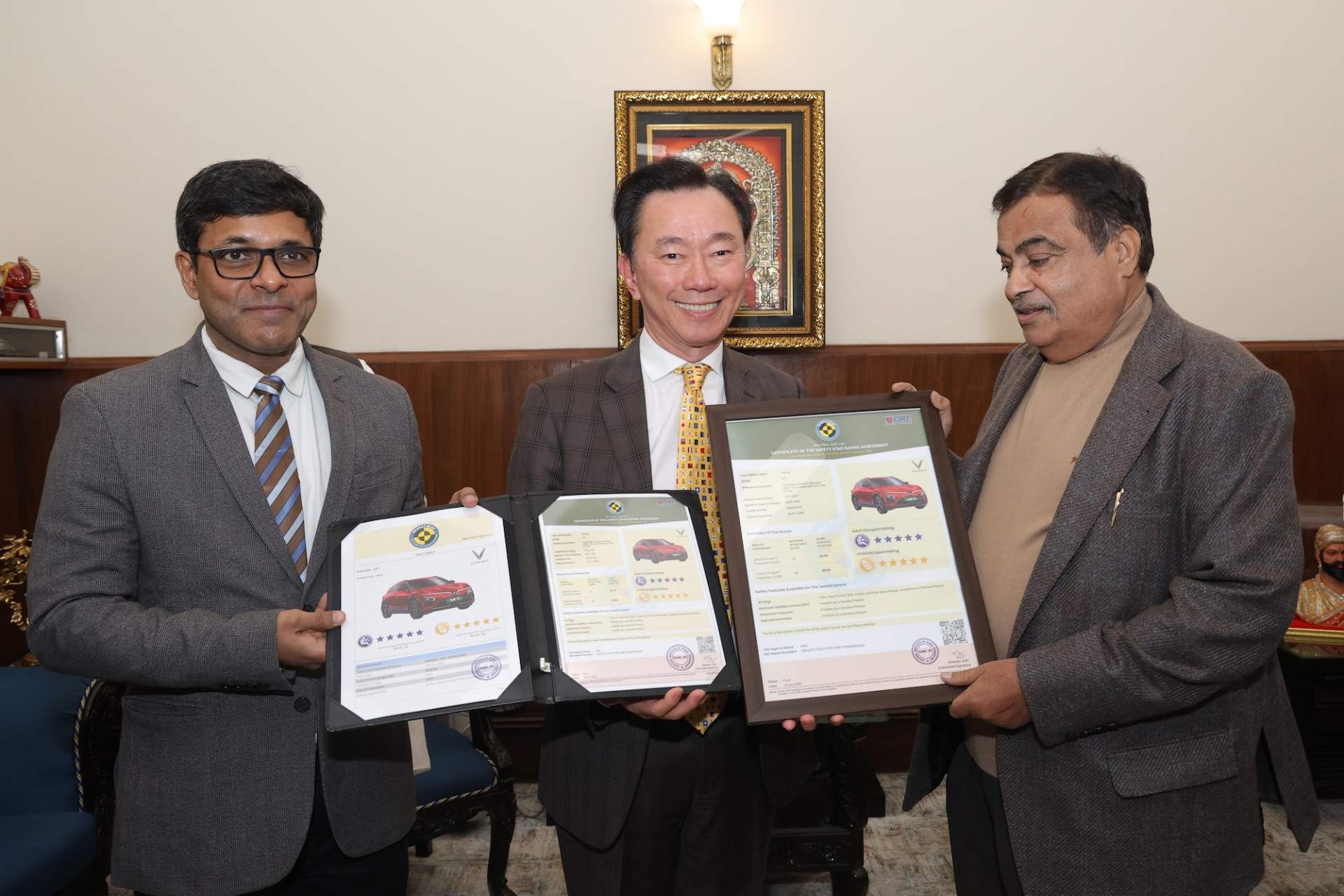 VinFast VF 6, VF 7 đạt chứng nhận an toàn 5 sao từ Bharat Ncap tại Ấn Độ