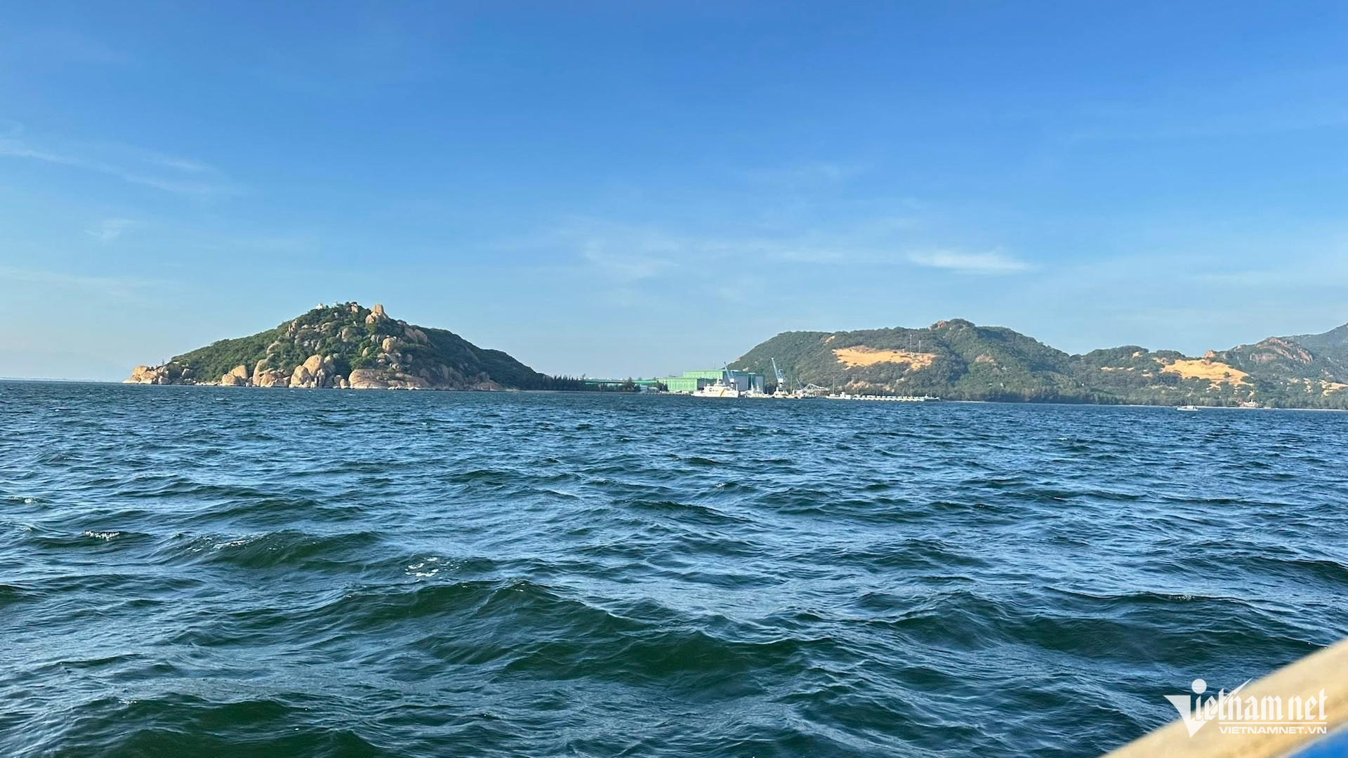 W-Biển Đông Việt Nam!.jpg