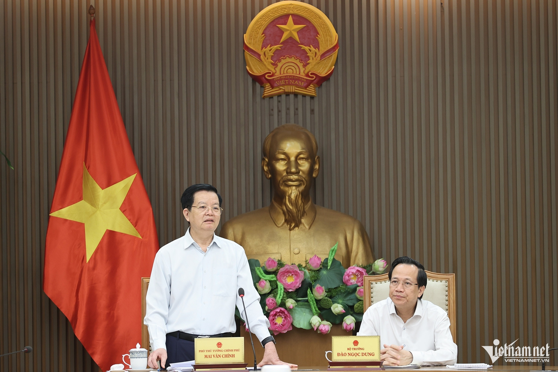 W-chinh phu 78202.jpeg