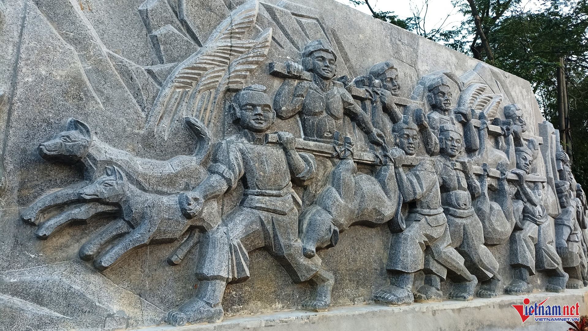 W-Đinh Bộ Lĩnh 13.jpg