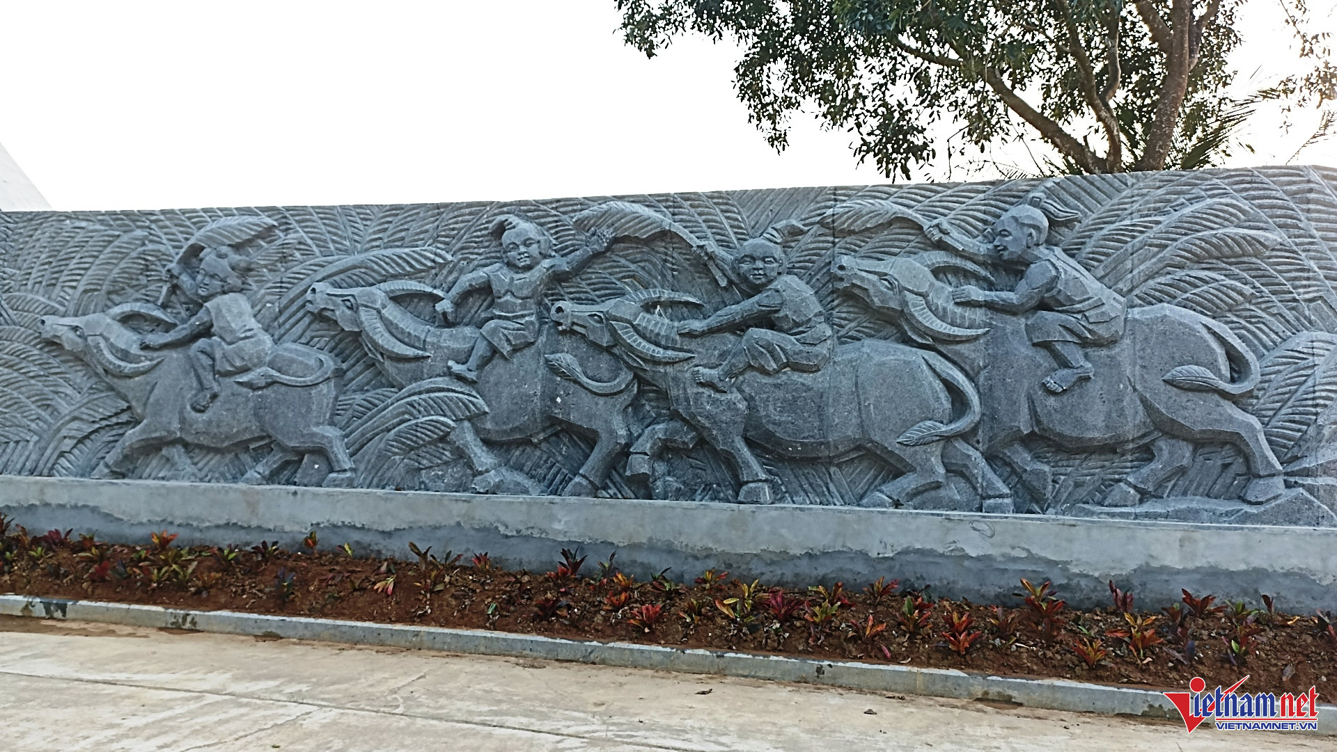 W-Đinh Bộ Lĩnh 2.jpg