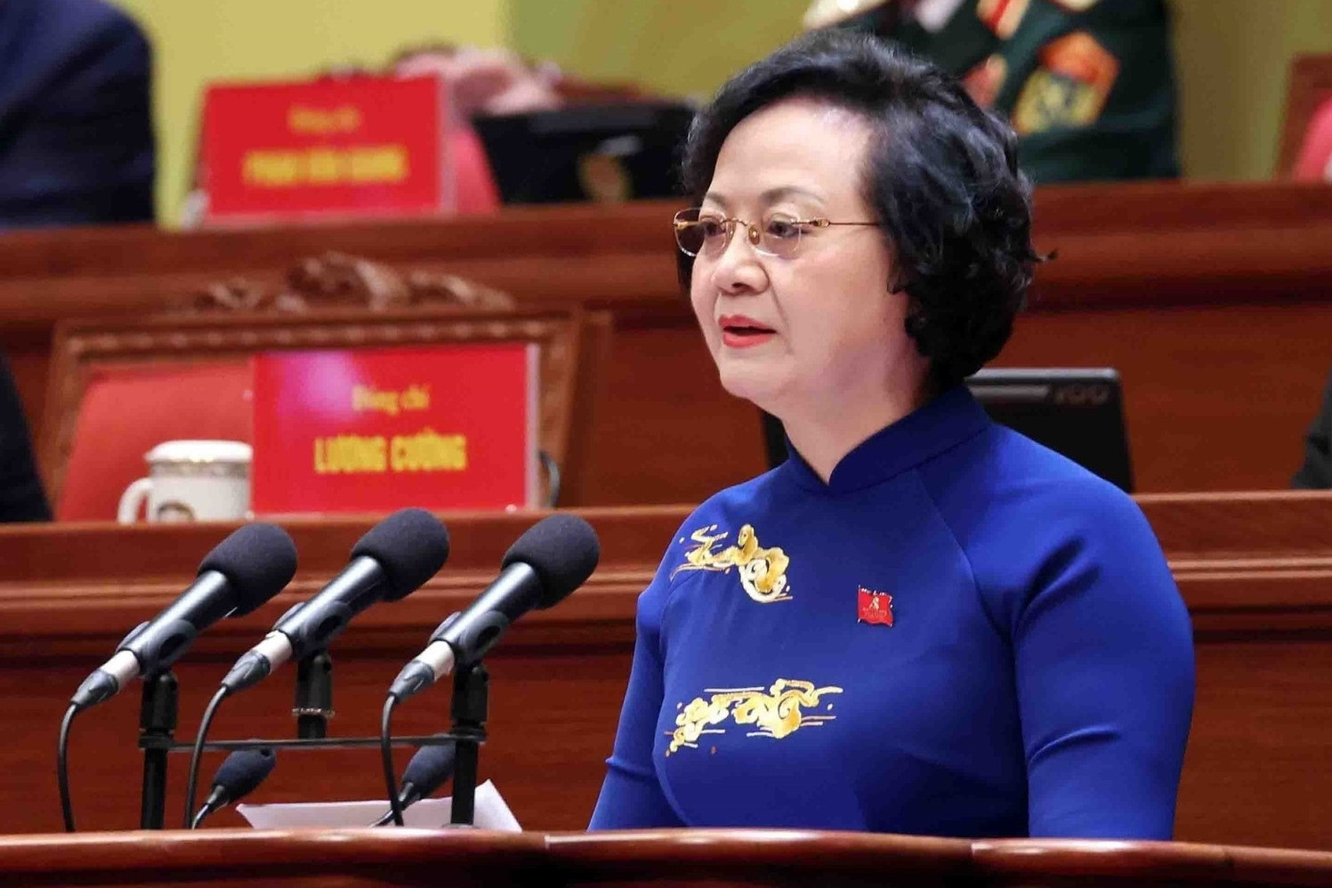 Xây dựng đội ngũ cán bộ, công chức lấy danh dự là điều thiêng liêng nhất