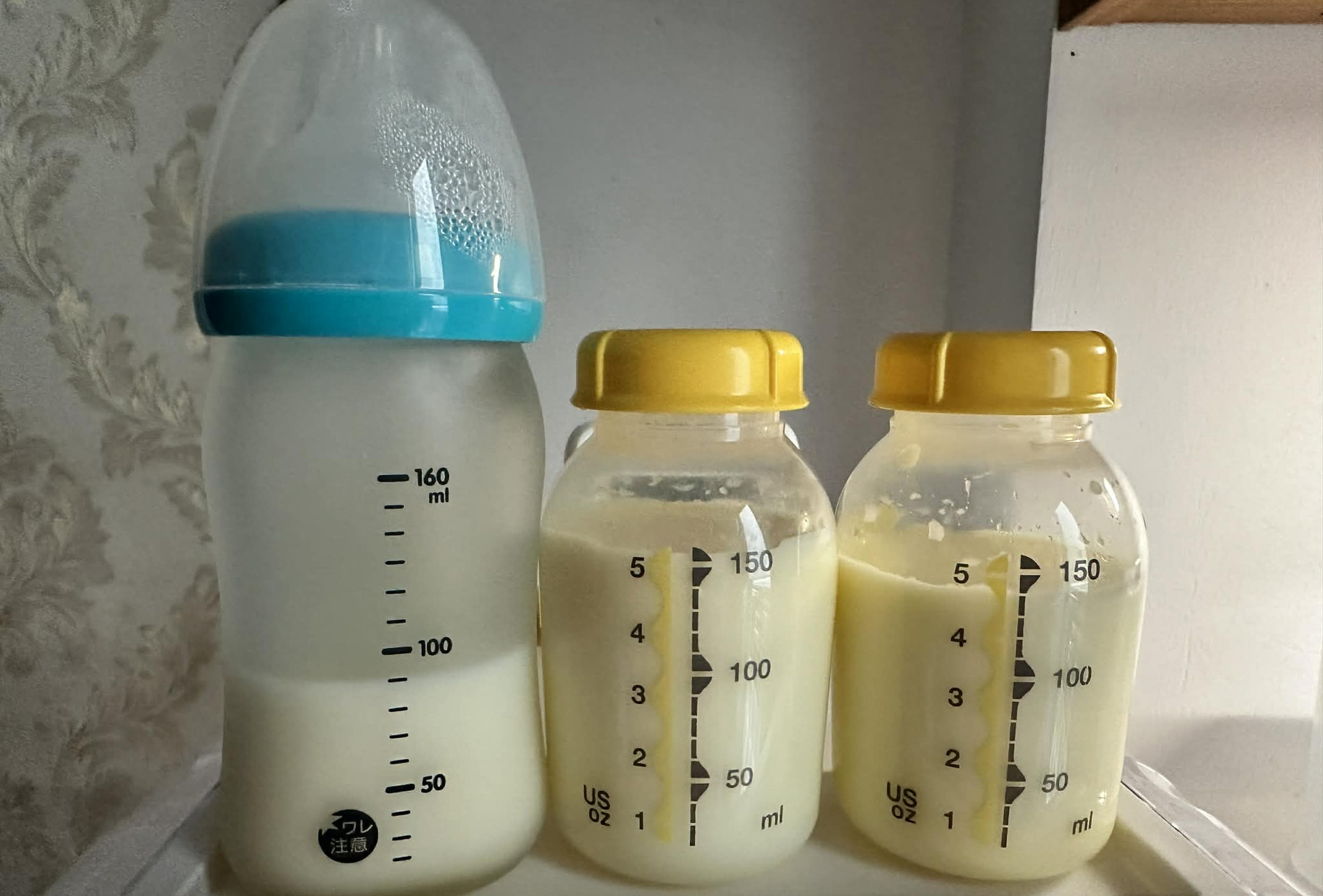 Con vắng mẹ, khóc khát sữa, người bố xúc động trước nghĩa tình ở xóm trọ nghèo