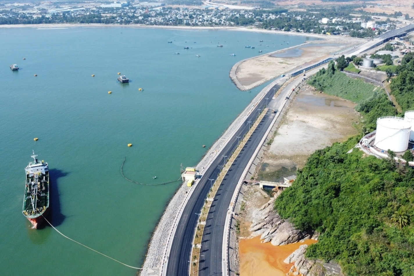 Diện mạo cảng biển hơn 3.400 tỷ ở Đà Nẵng sẽ 'cán đích' trước Tết