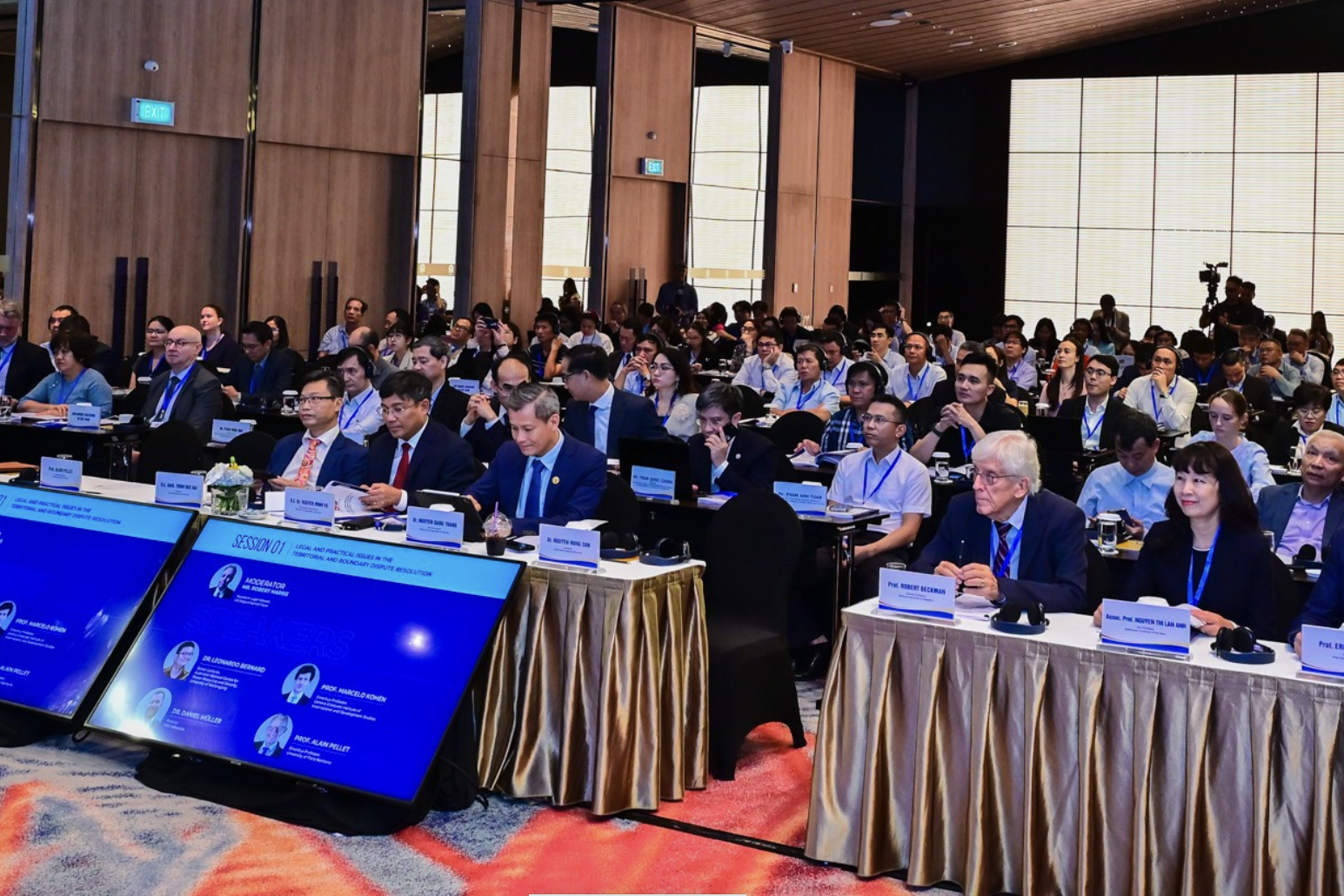 “Giải quyết tranh chấp biên giới và lãnh thổ trong thế giới biến động”