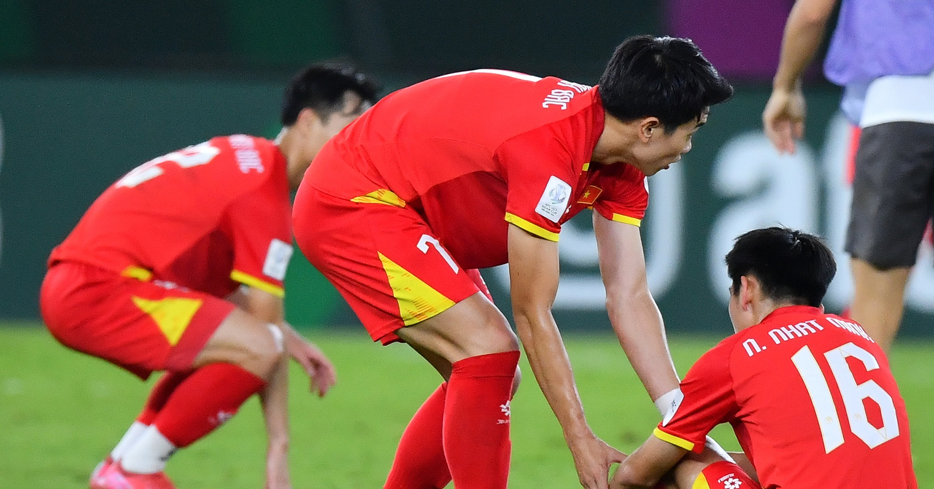 HLV Kim Sang Sik xốc lại tinh thần U23 Việt Nam đấu Hàn Quốc