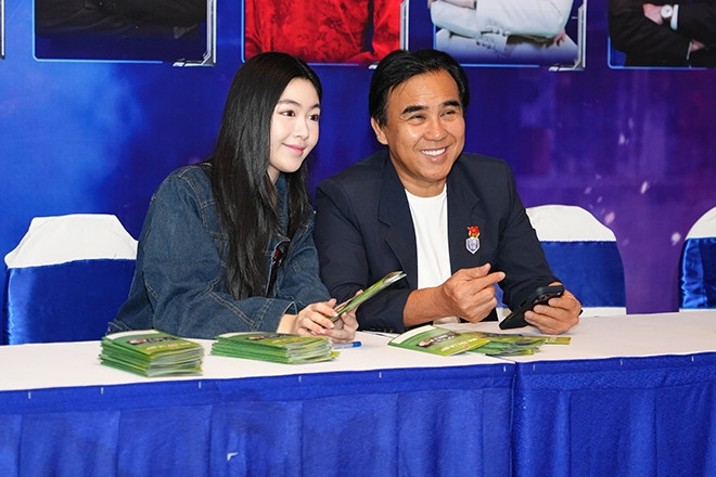 MC Quyền Linh đảm nhiệm vai trò đặc biệt cùng con gái Lọ Lem