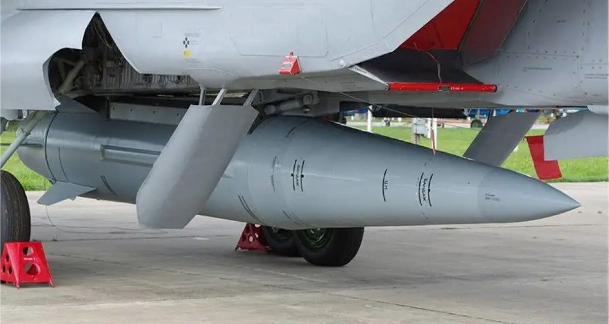 Tên lửa Kh-47M2 Kinzhal tốc độ Mach 10, tầm bắn 2.000km, xuyên thủng hệ thống phòng không