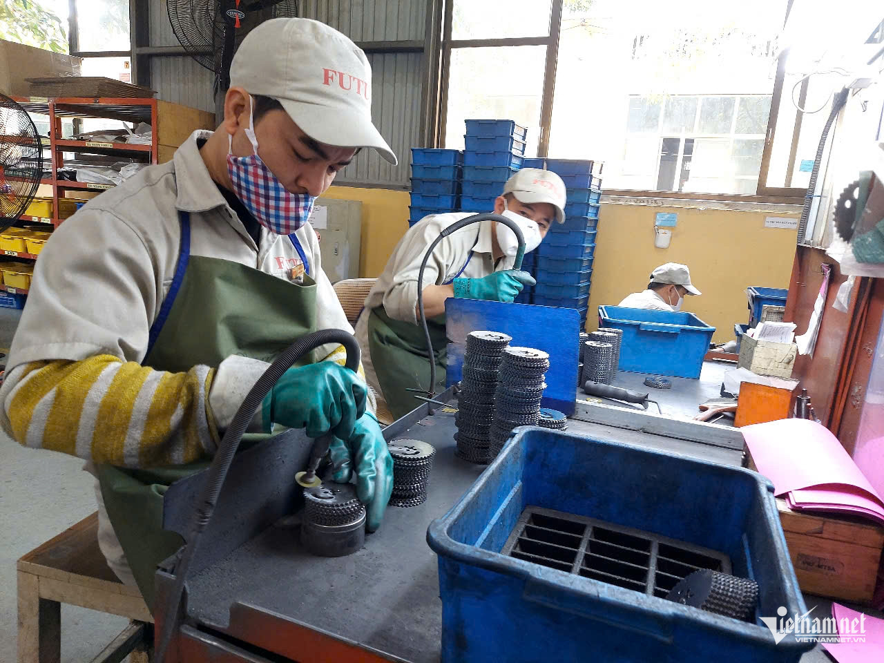 W-công nghiệp vn.jpg