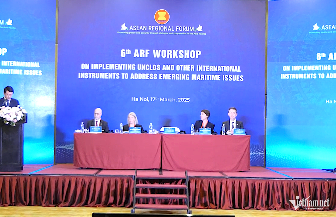 W-Hội thảo luật biển.png