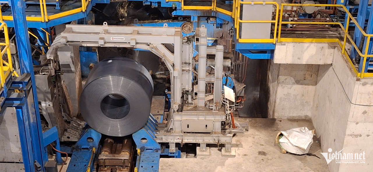 W-thép hoà phát.jpg