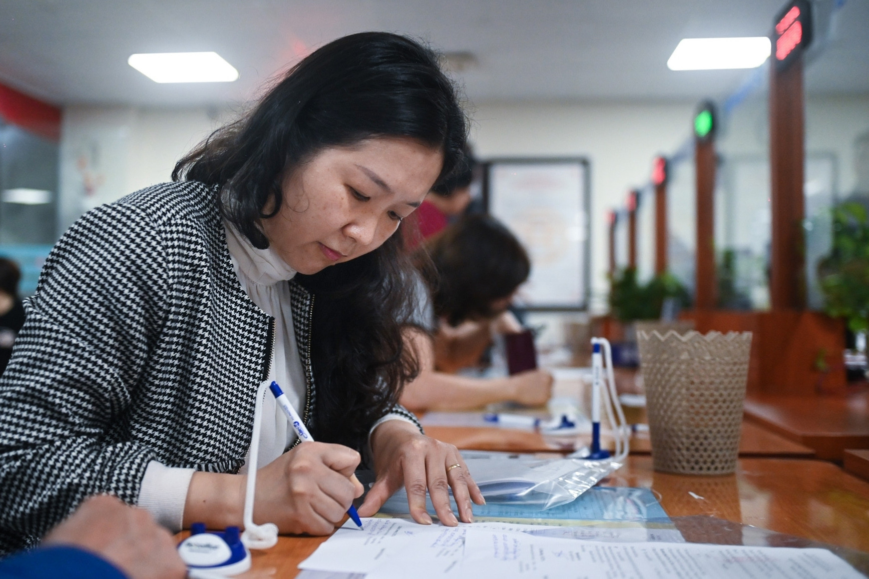 Cách tính lương hưu đối với người nghỉ trước tuổi