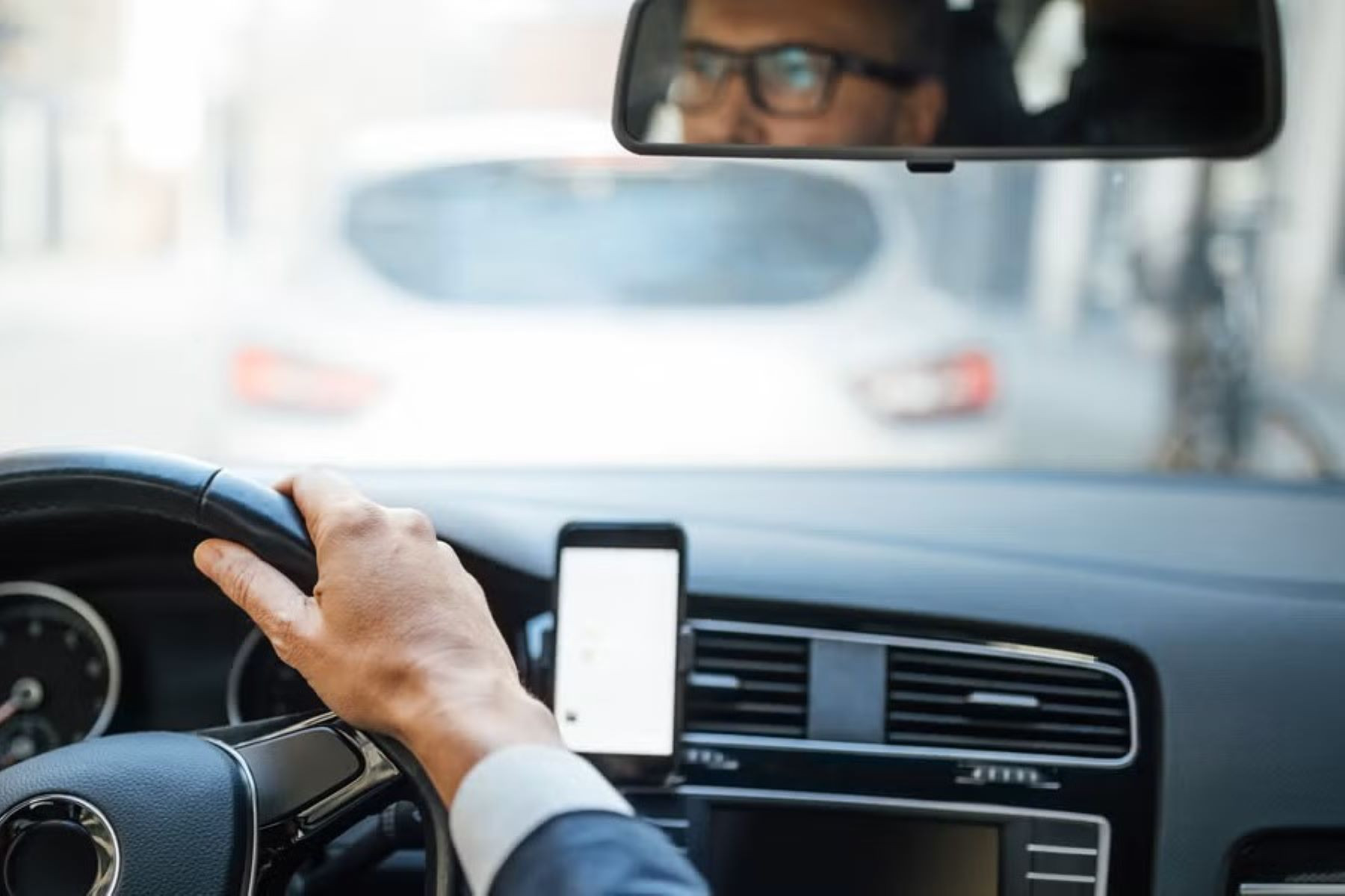 guong chieu hau chong choi.jpg