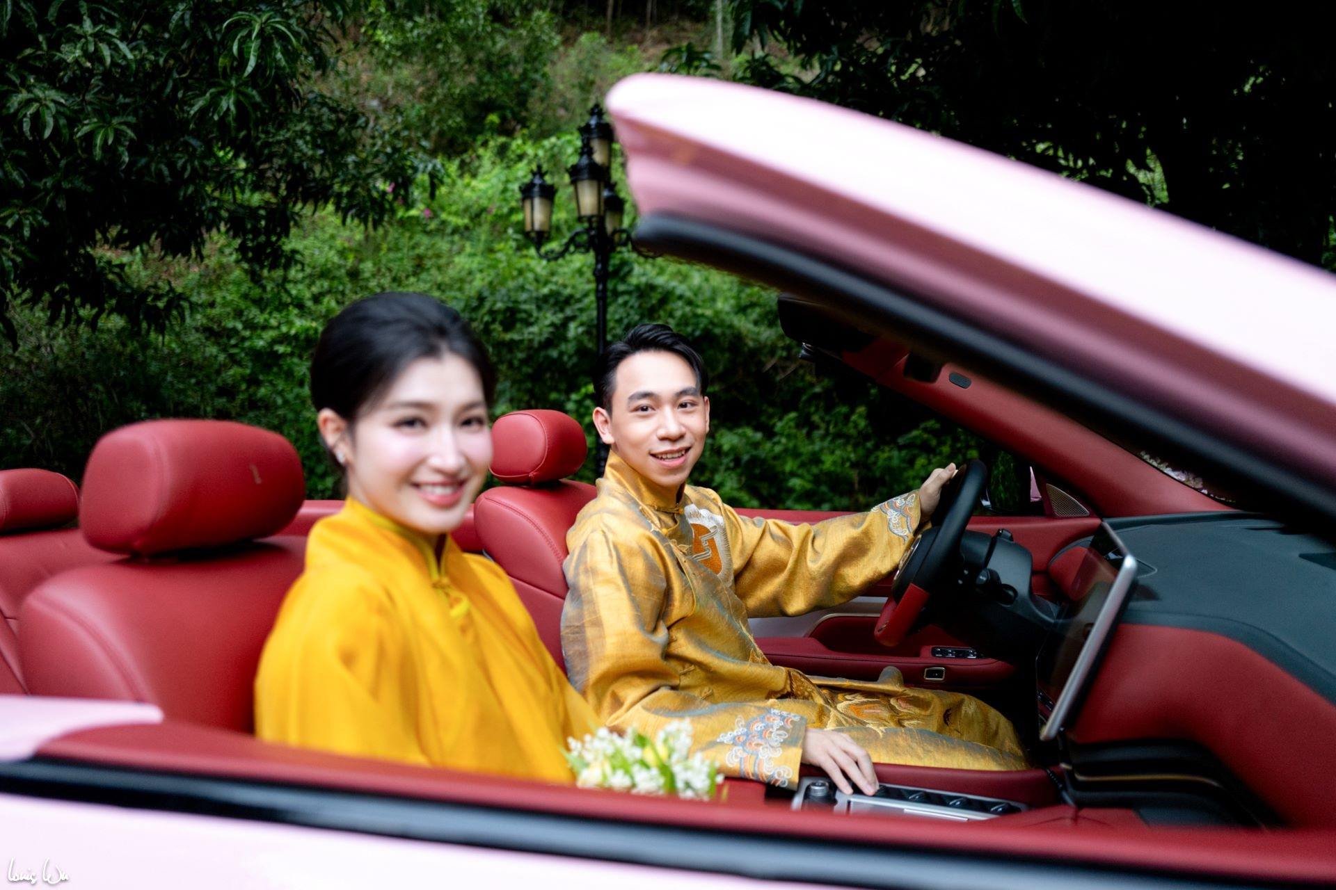 Hé lộ dàn xe dâu độc bản trong lễ cưới của năm Minh Hoàng - Phương Nhi