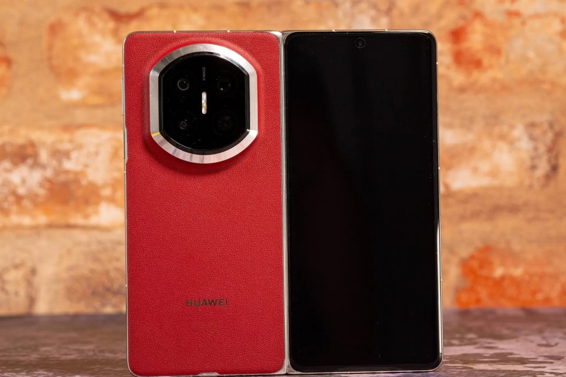 Huawei trở lại Việt Nam với mẫu điện thoại giá gần 55 triệu đồng