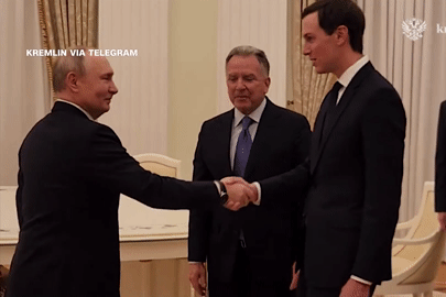 Ông Putin gặp phái viên Mỹ, Tổng thống Ukraine chỉ trích châu Âu