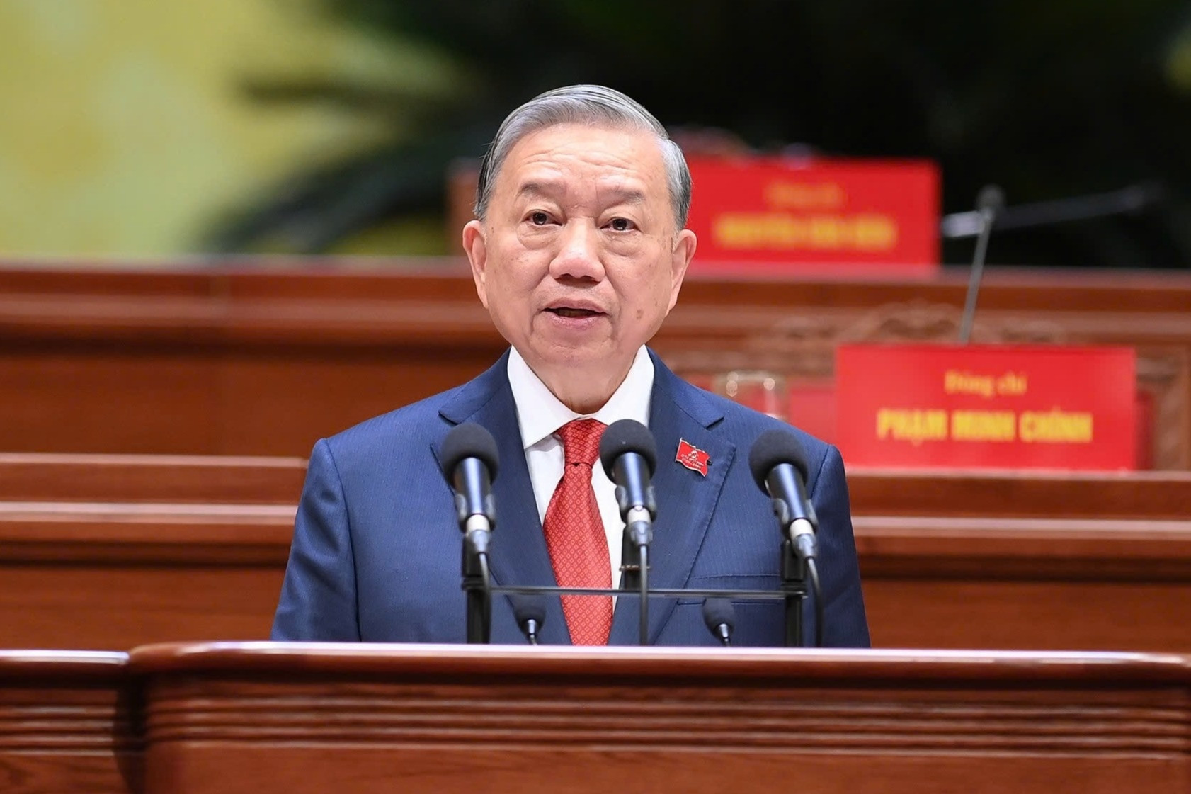 Tổng Bí thư: Trung ương khóa 14 đoàn kết một lòng, đặt đúng người, giao đúng việc