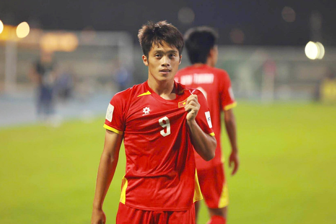 Video Quốc Việt sút tung lưới U23 Hàn Quốc