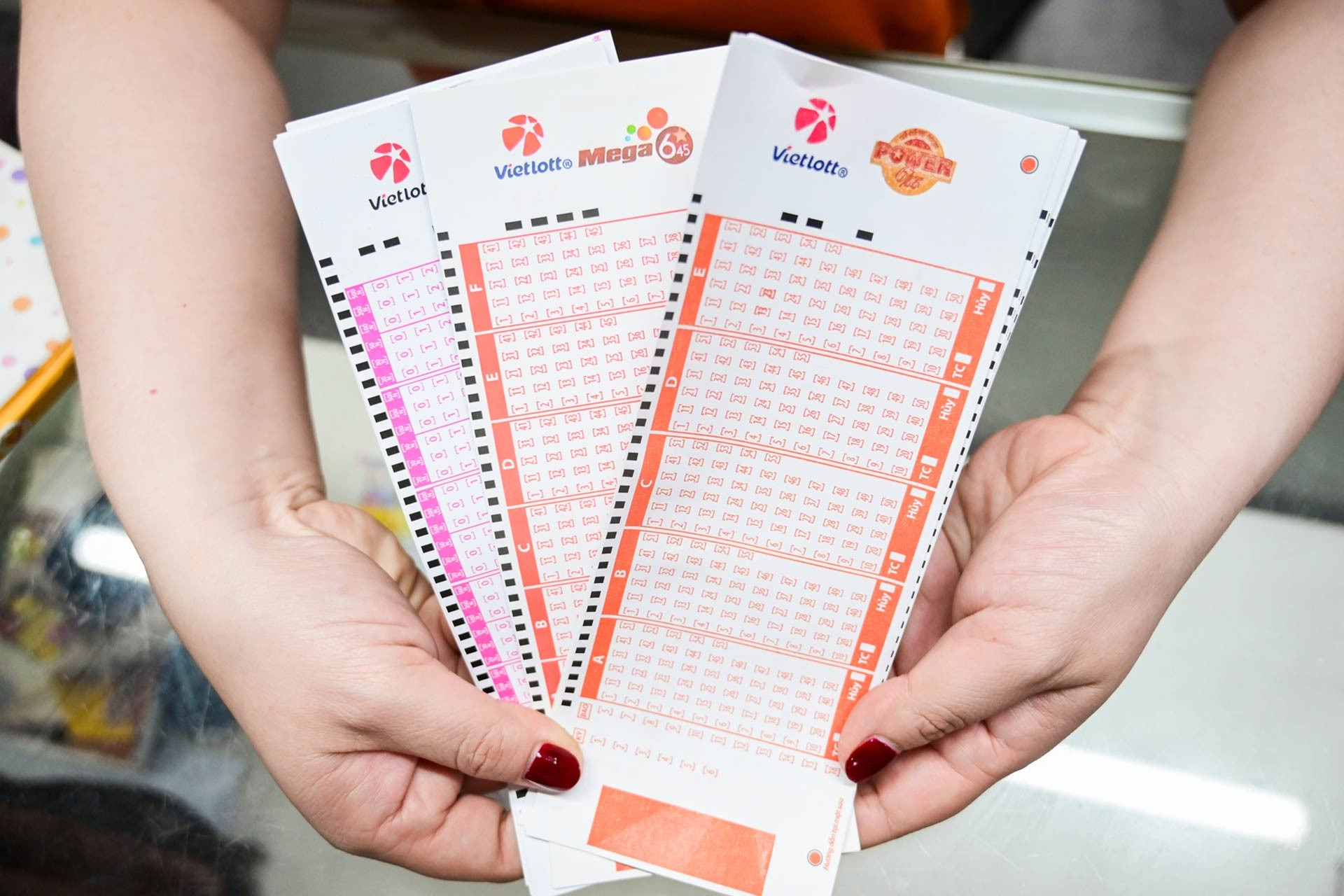 Kết quả Vietlott hôm nay 24/1: Tìm được 12 vé trúng giải nhất