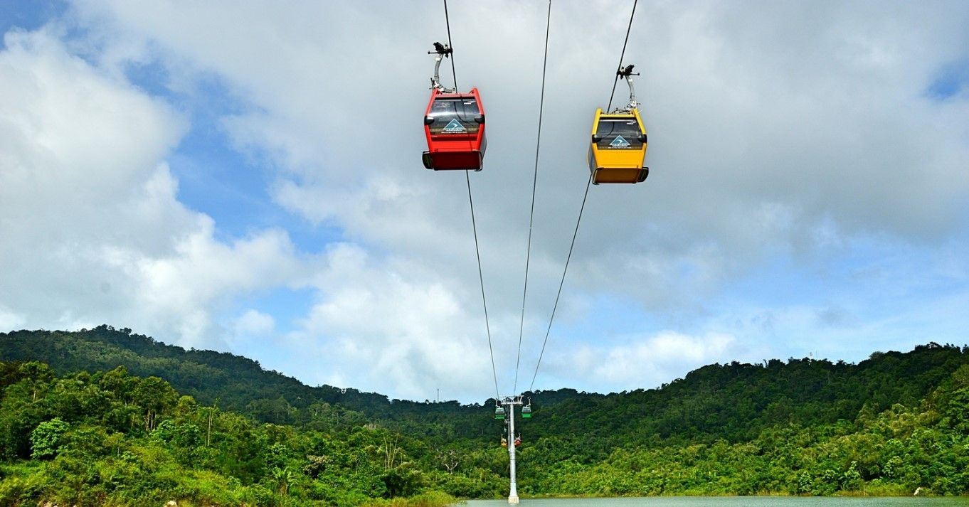 Cáp treo Núi Cấm - ‘Bay’ giữa trời xanh, mở lối bình yên