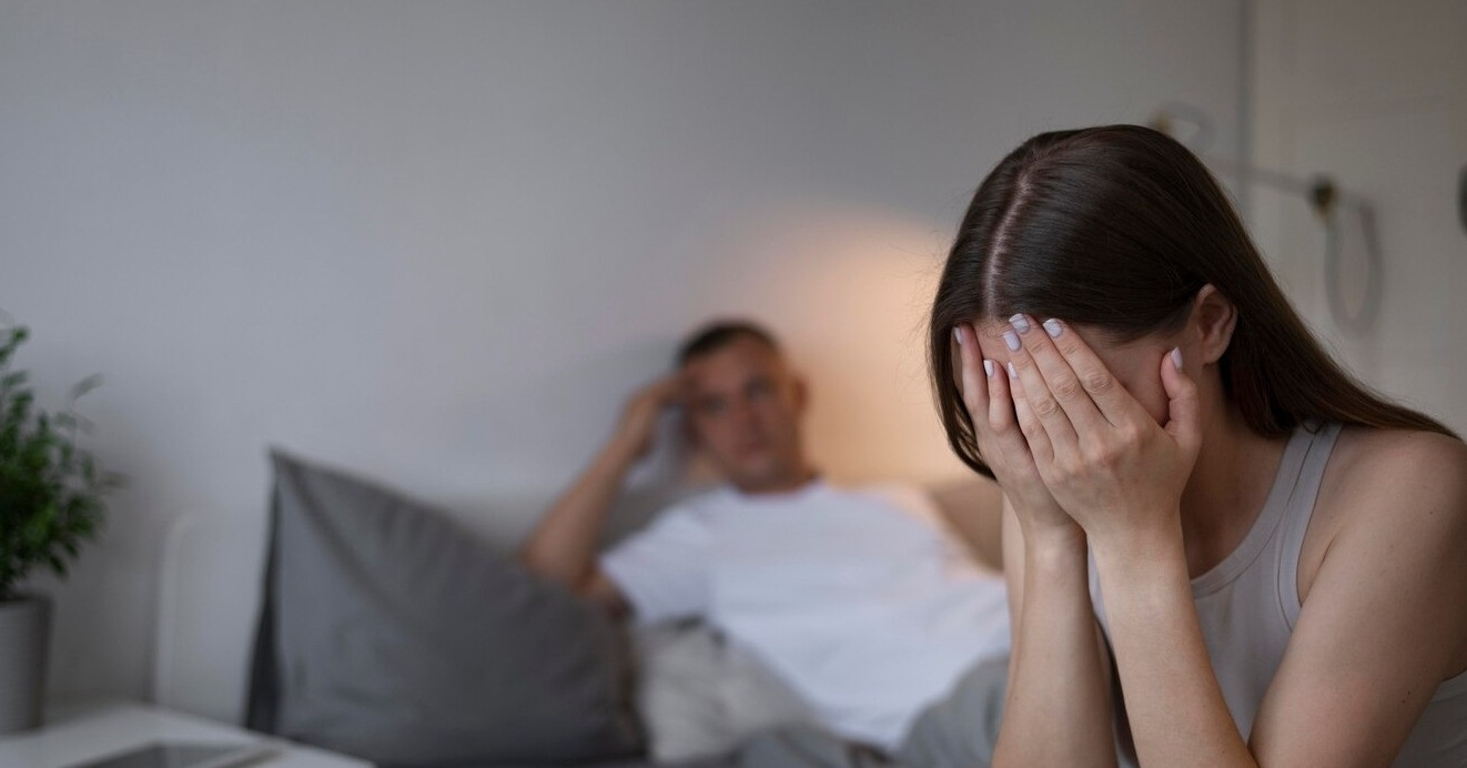 Chồng thú nhận có con riêng, tôi không biết nên ly hôn hay ở lại