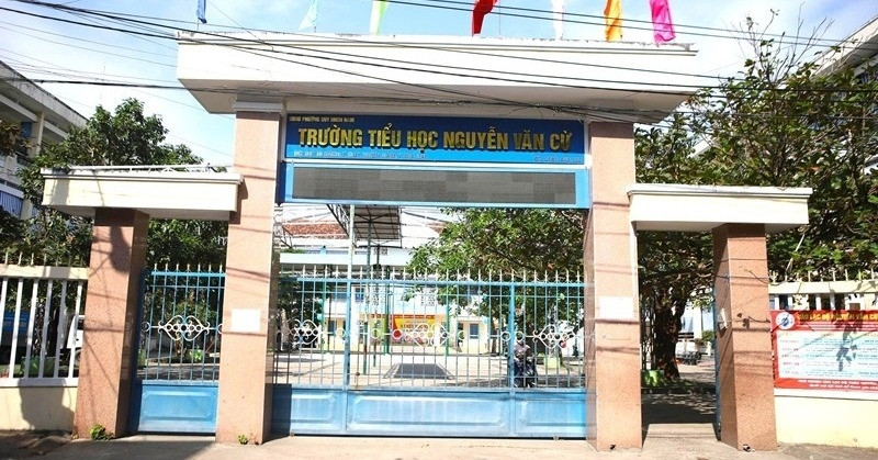 Đề nghị kiểm điểm giáo viên chỉnh sửa bài kiểm tra của học sinh