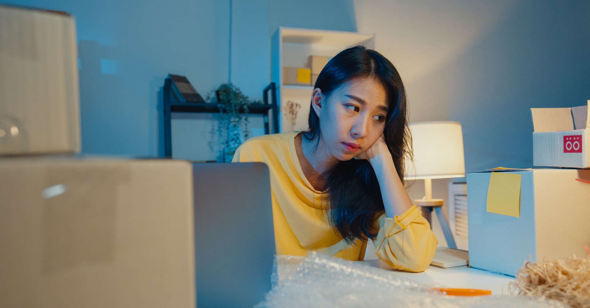 Mẹ chồng 'dốc sạch túi' mua hàng online, con dâu cao tay 'xử trí'