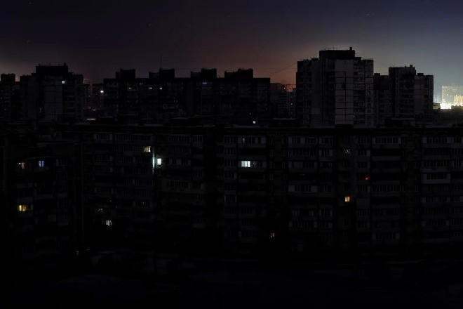 Thủ đô Ukraine mất điện diện rộng sau đợt không kích quy mô lớn của Nga