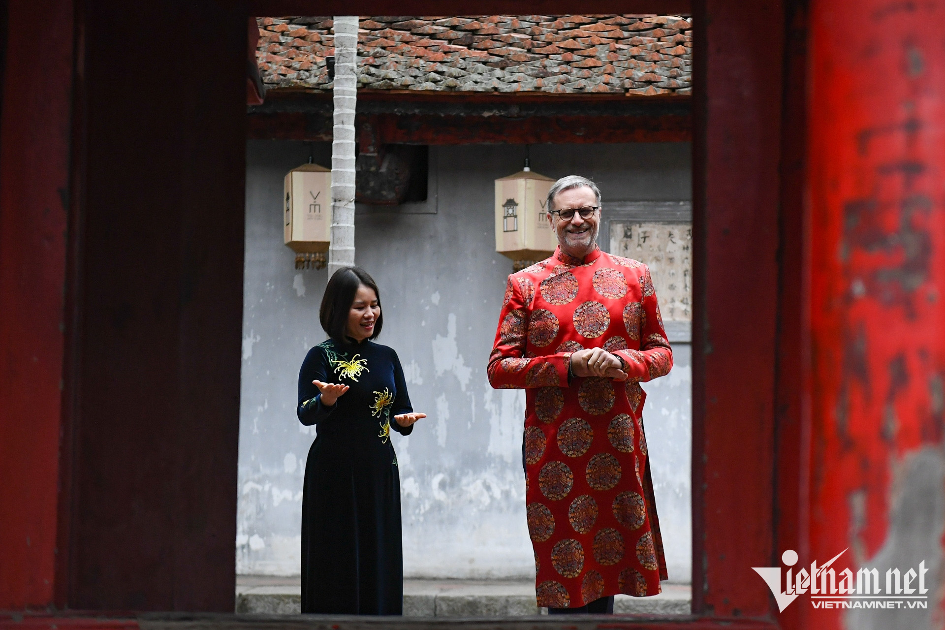 W-dai su quan Phap (13).jpg