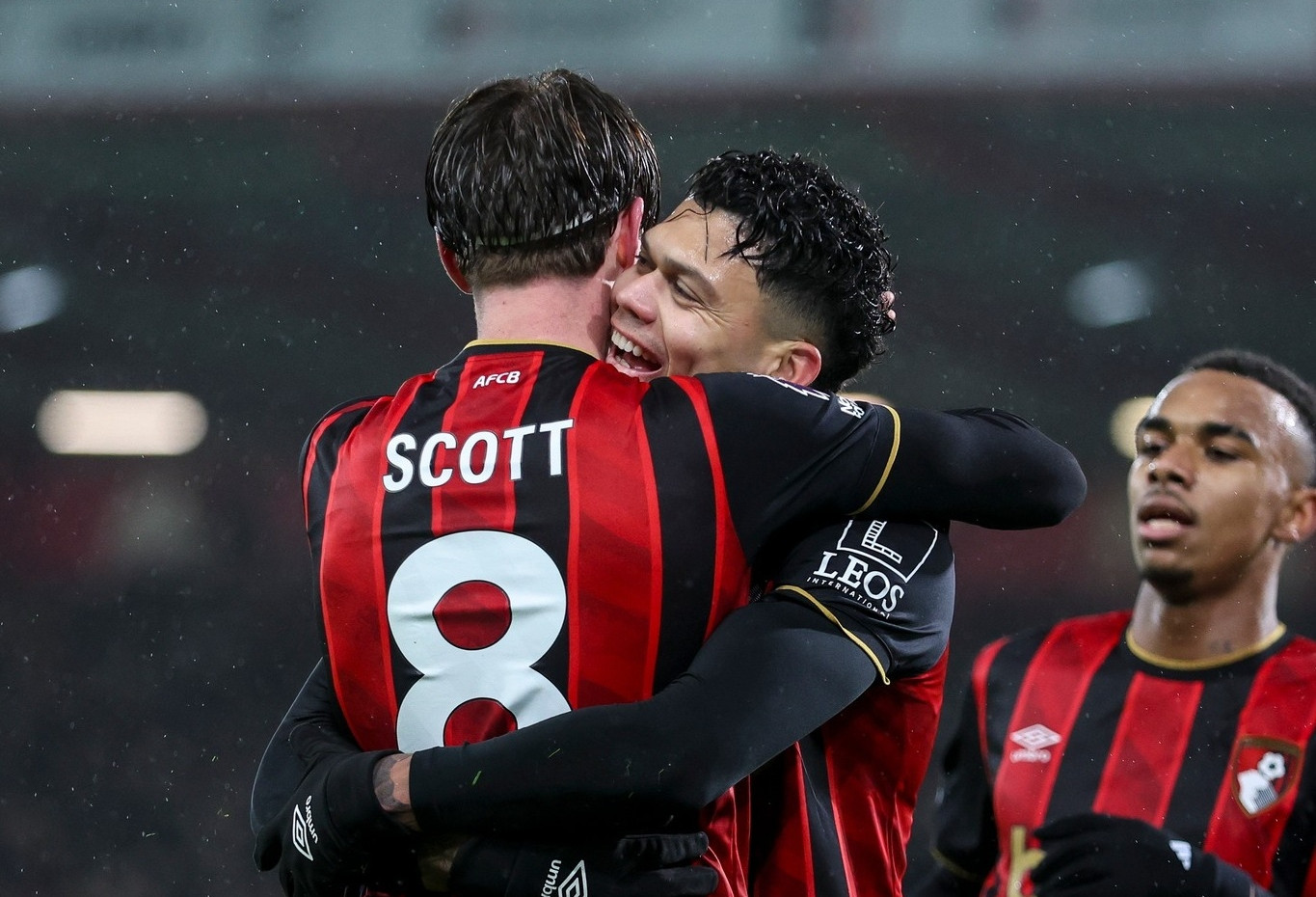 Nóng BXH Ngoại hạng Anh 2025/26 - Vòng 23: Nóng cuộc đua top 4