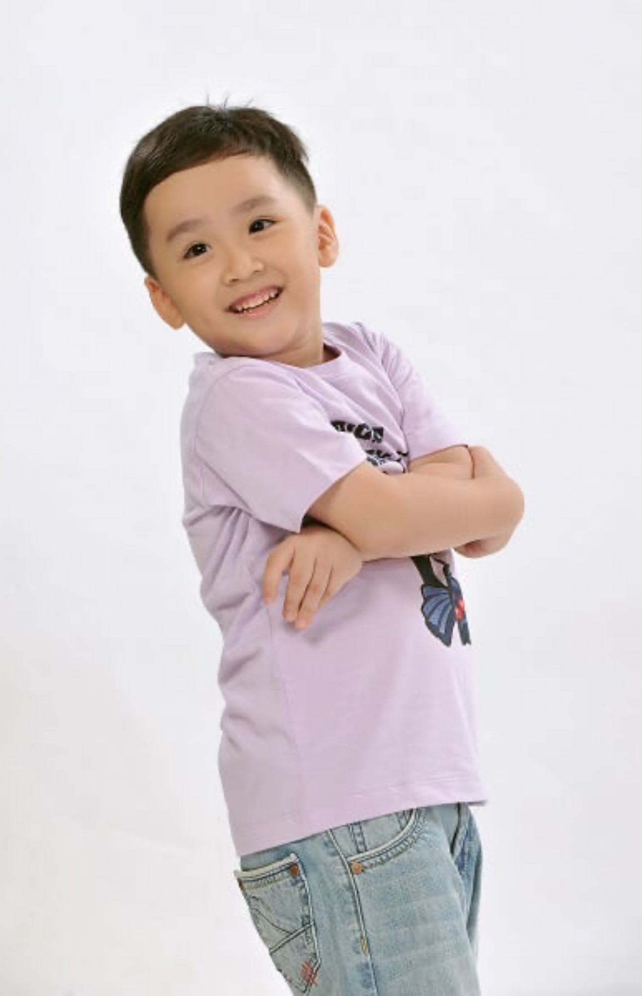 https://static-images.vnncdn.net/vps_images_publish/000001/000003/2026/1/25/batch-thu-trang-tien-luat-vo-gian-chong-phai-lam-hoa-truoc-2-599.jpg