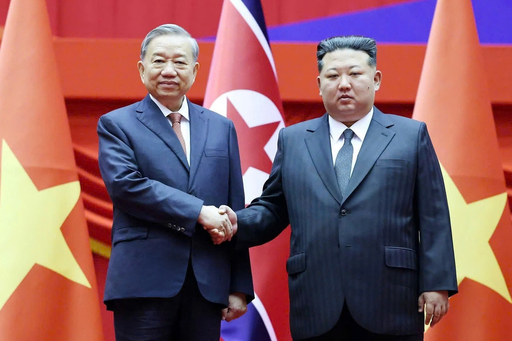 Điện, thư chúc mừng Tổng Bí thư Tô Lâm