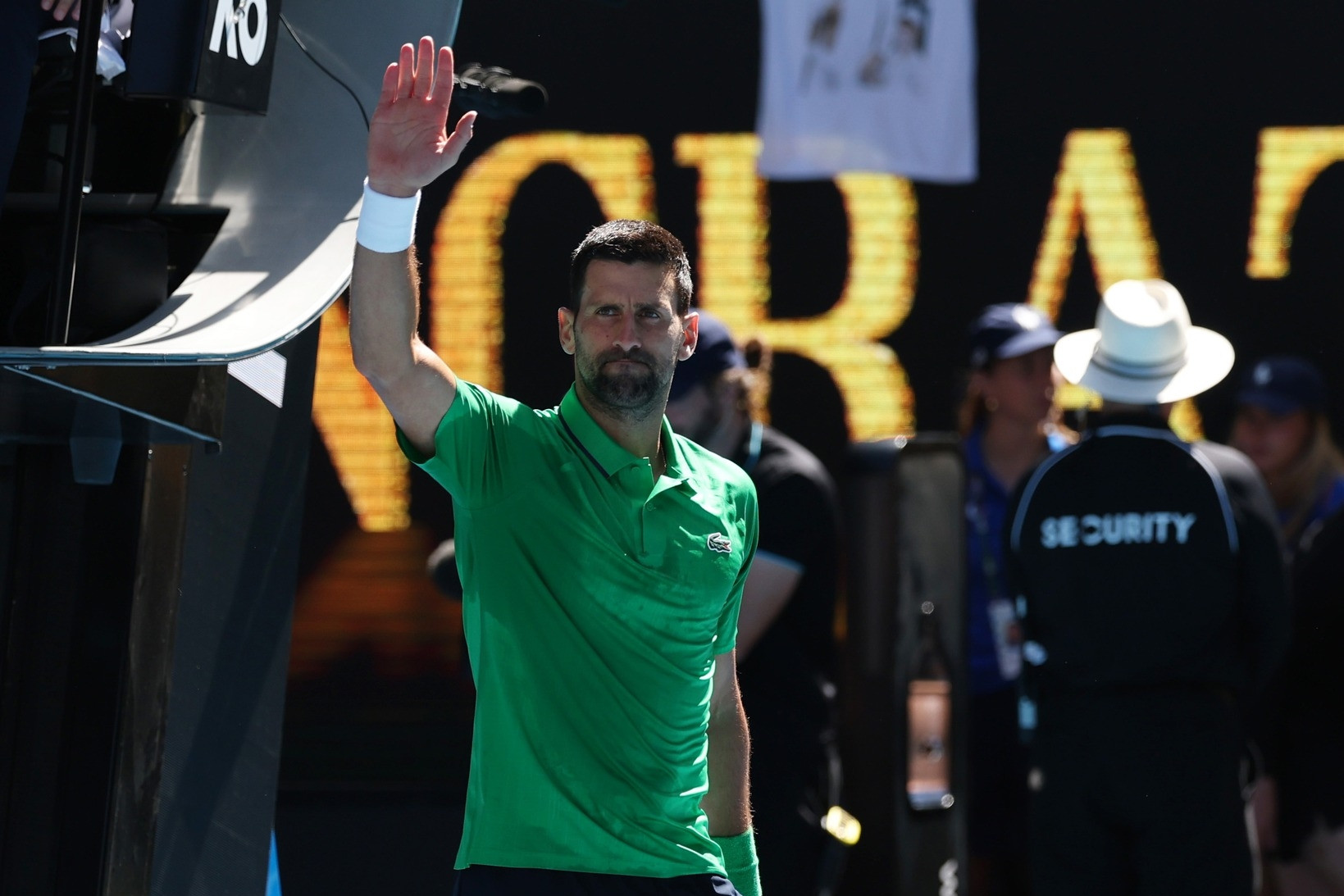 Djokovic không cần thi đấu cũng có vé tứ kết Australian Open