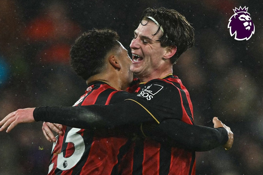 Liverpool thua đau Bournemouth phút cuối cùng