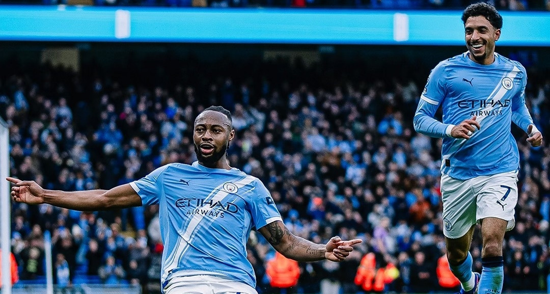 Man City thắng nhẹ, cuộc đua vô địch Ngoại hạng Anh nóng trở lại