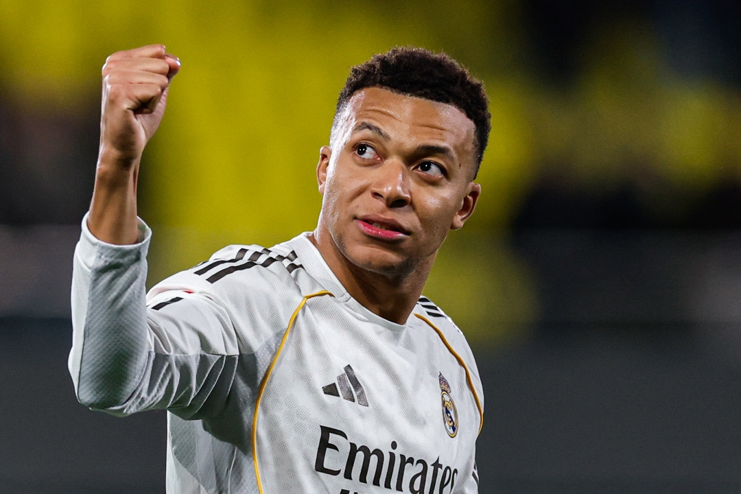 Mbappe chói sáng, Real Madrid vượt Barca chiếm ngôi đầu