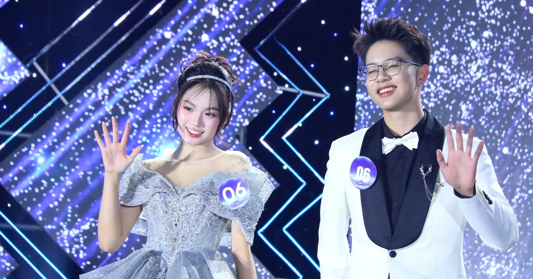 Ngắm dàn nam thanh nữ tú rạng rỡ của ngôi trường THCS nổi tiếng ở Hà Nội