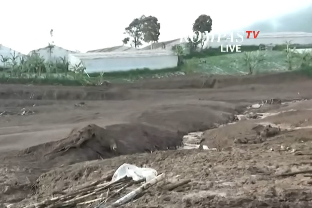 Sạt lở đất ở Indonesia, hơn 80 người mất tích