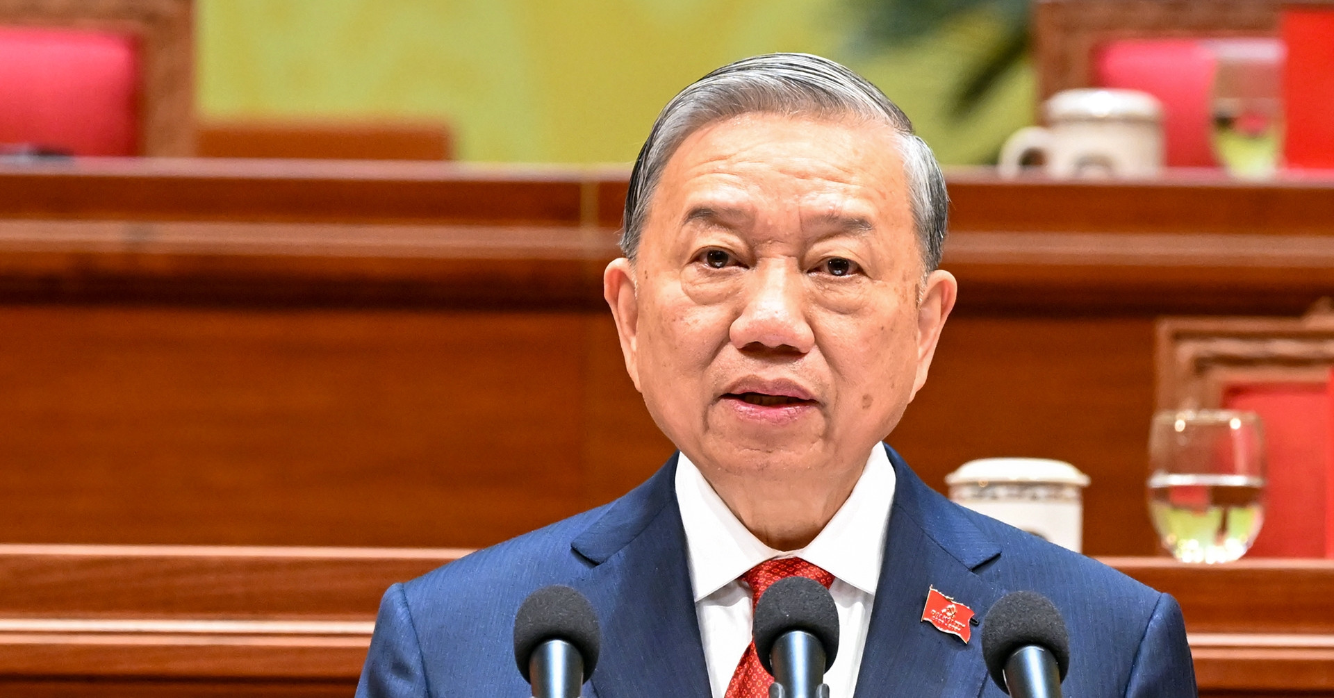 Tổng Bí thư Tô Lâm ký Chỉ thị 01 của Bộ Chính trị