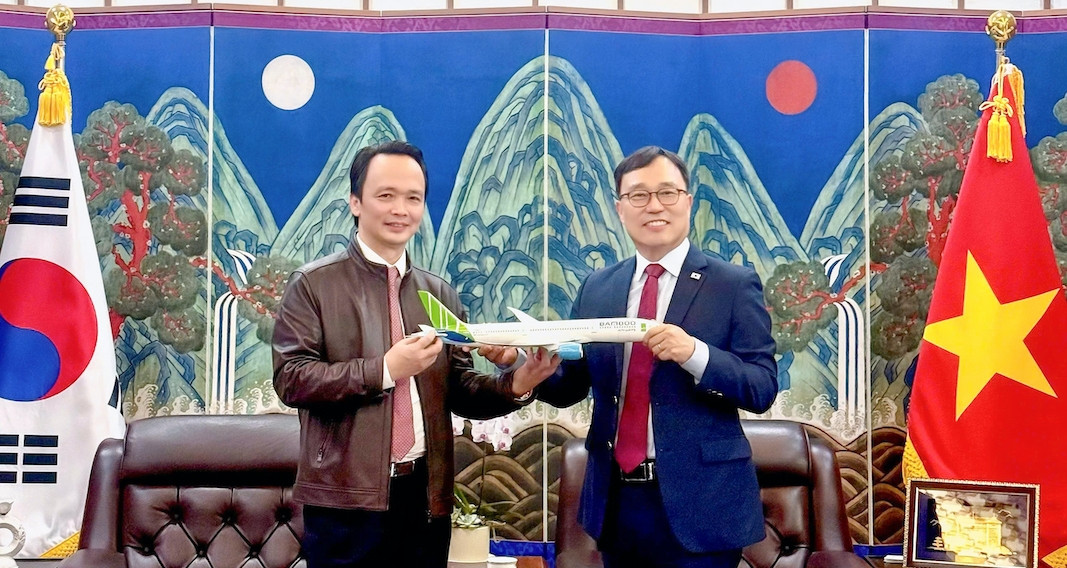 Ông Trịnh Văn Quyết tái xuất