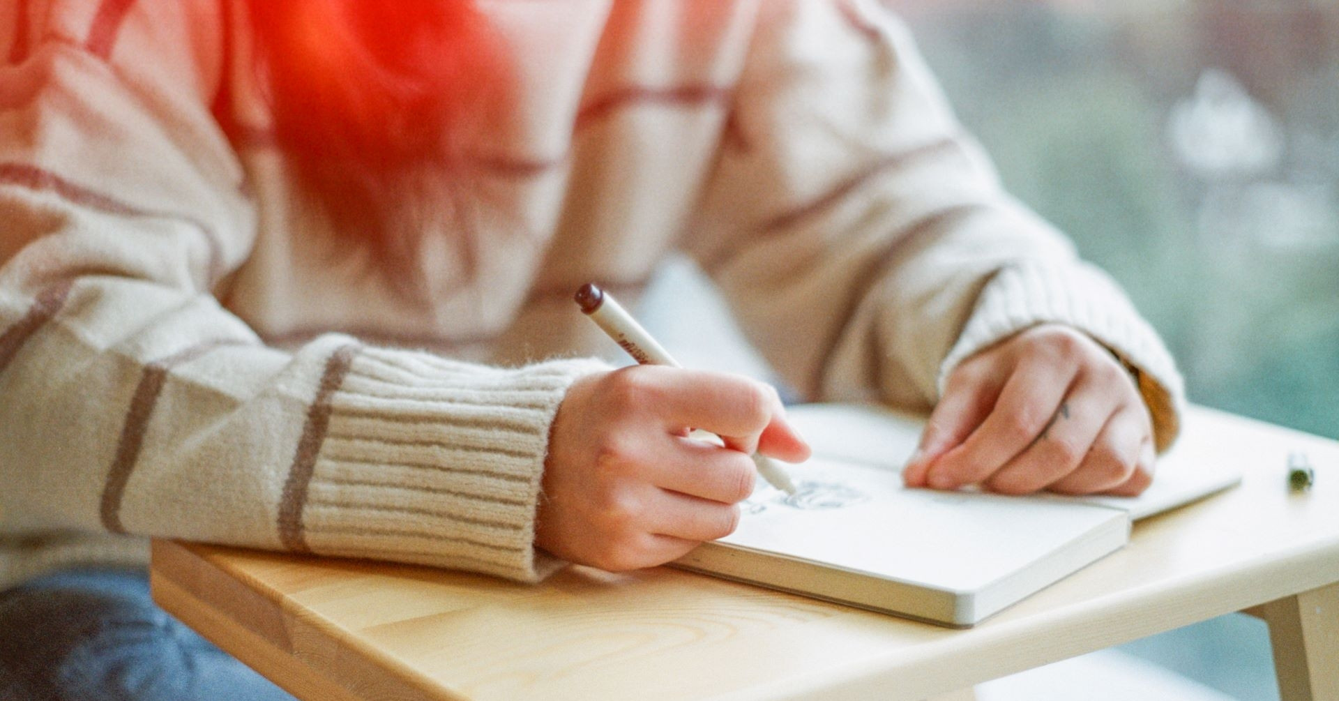 Bài mẫu viết thư UPU lần thứ 55: Khi chúng ta ở cạnh nhau nhưng lại xa dần