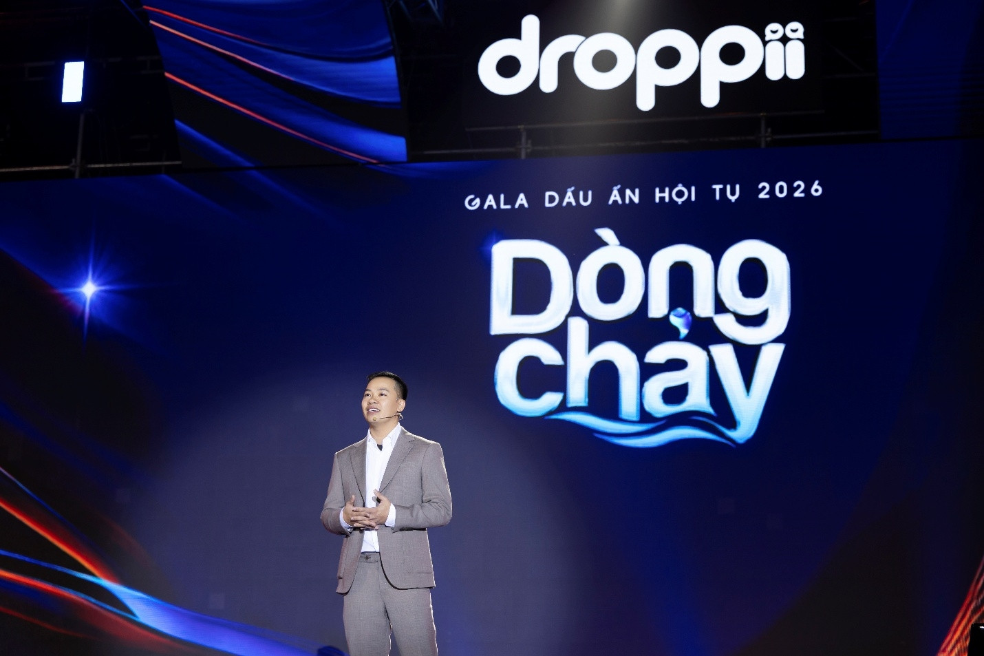 CEO Droppii: ‘Học thuế trước khi học bán hàng không phải là bước lùi’
