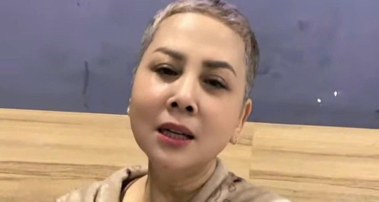 Không nhận ra NSND Minh Hằng, Mỹ Tâm tự tin khoe mặc mộc