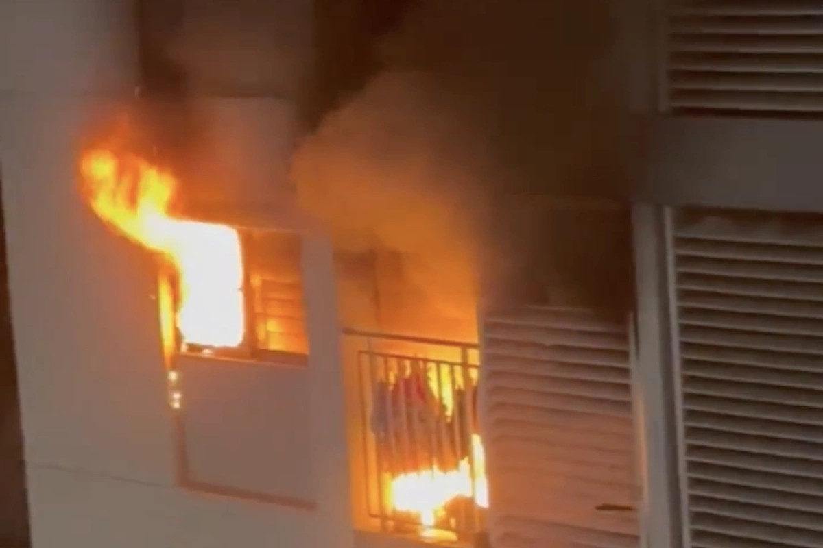 Mẹ và con gái lớn trong vụ cháy chung cư ở TPHCM đã tử vong sau 3 ngày điều trị