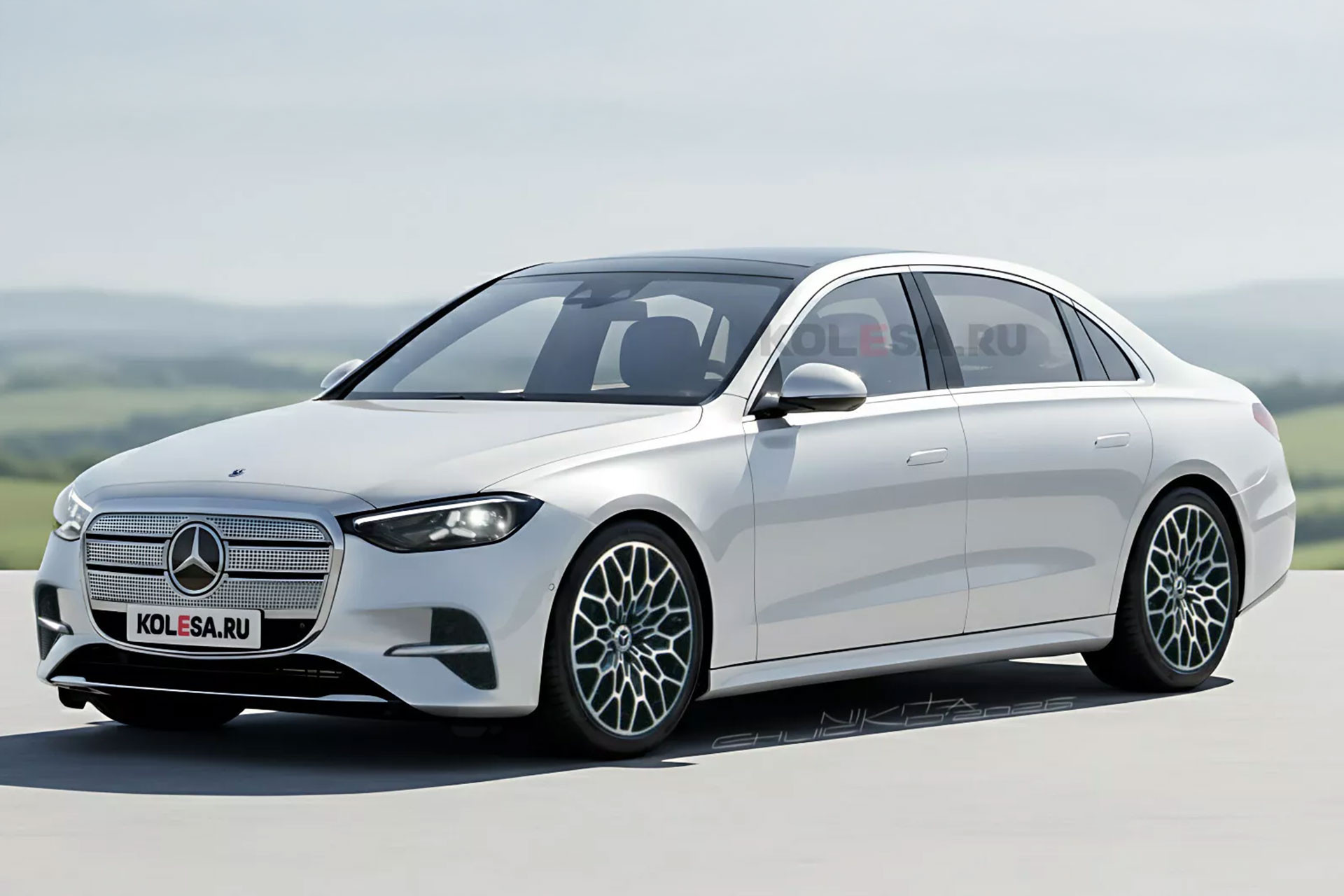 Mercedes Benz E Class EQ anh dung (2).jpg