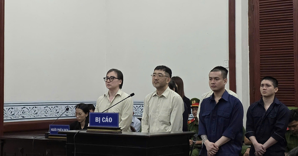 Môi giới mại dâm để thu hút khách cho nhà hàng